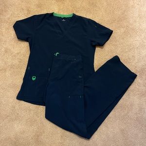 Carhartt Cargo Scrubs